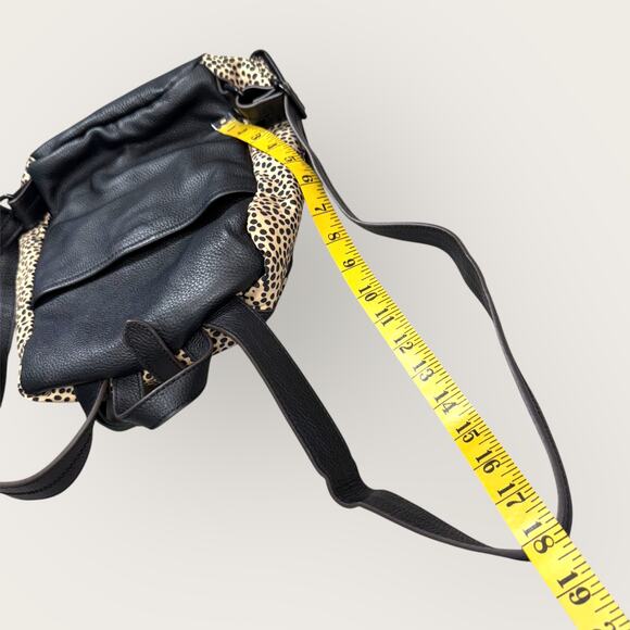 Aimee Kestenberg Nylon Leather Zip Up Backpack Shoulder Bag Beige Black Cheetah - Picture 11 of 11